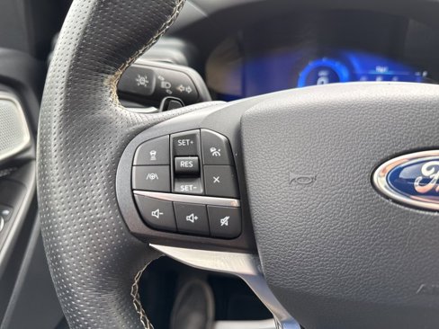 Used 2020 Ford Explorer ST w/ Premium Technology Package image 26