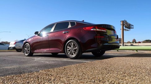 Used 2020 Kia Optima LX image 12
