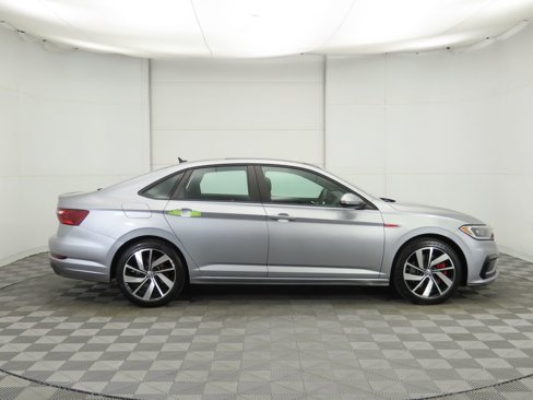 Certified 2021 Volkswagen Jetta GLI Autobahn image 4