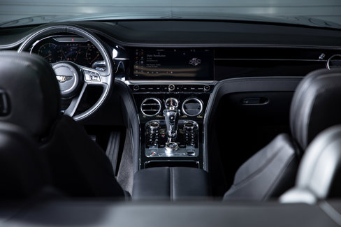 Used 2020 Bentley Continental GT image 31