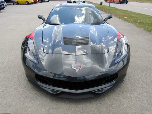 Used 2019 Chevrolet Corvette Grand Sport w/ Grand Sport Heritage Package image 2