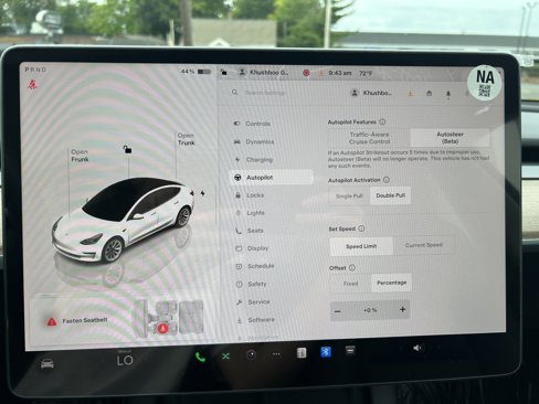 Used 2023 Tesla Model 3 Standard Range image 14
