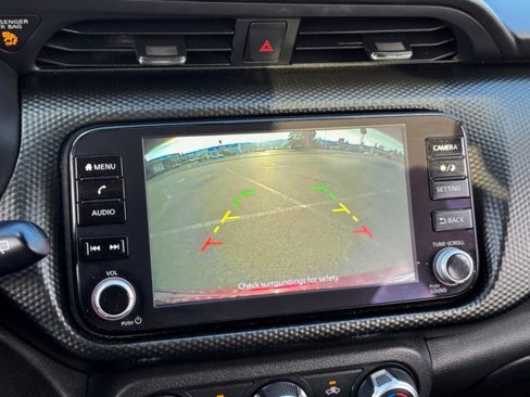 Used 2023 Nissan Kicks SV image 11