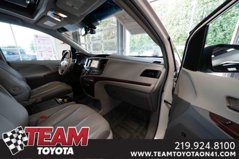 Used 2013 Toyota Sienna Limited image 27