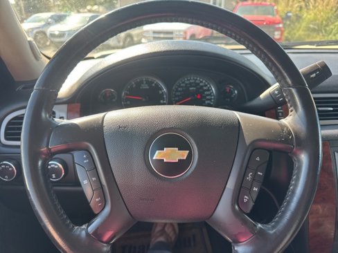 Used 2010 Chevrolet Tahoe LS image 29