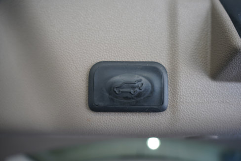 Used 2013 GMC Acadia Denali image 37