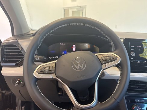 New 2025 Volkswagen Taos S image 21