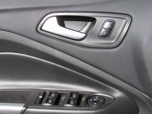 Used 2018 Ford Escape SEL image 31