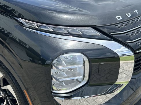 Used 2022 Mitsubishi Outlander ES image 9