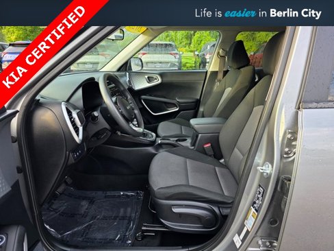 Certified 2023 Kia Soul LX image 16