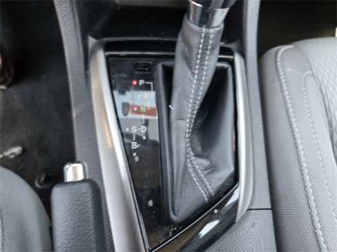 Used 2016 Toyota Corolla LE image 16