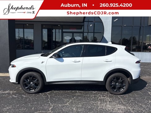 Used 2023 Dodge Hornet GT Plus w/ GT Blacktop Package image 1
