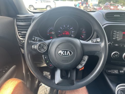 Used 2016 Kia Soul image 17