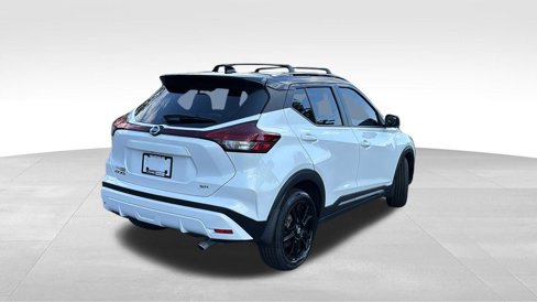 Used 2021 Nissan Kicks SR w/ SR Premium Package image 7