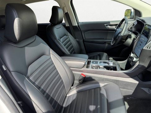 Used 2024 Ford Edge SEL image 15