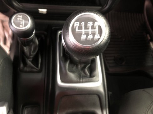 Used 2018 Jeep Wrangler Sport image 17