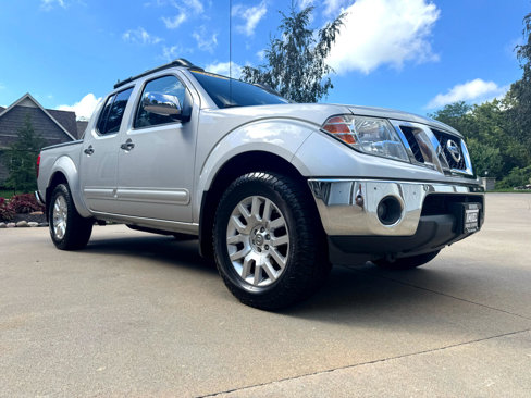 Used 2012 Nissan Frontier SL image 26