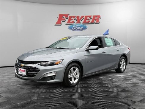 Used 2023 Chevrolet Malibu LT image 1