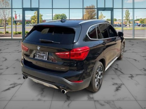 Used 2021 BMW X1 xDrive28i image 5