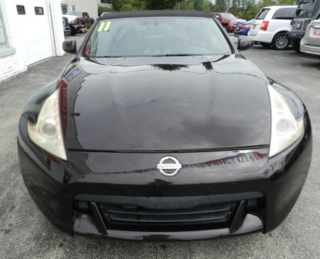 Used 2011 Nissan 370Z Roadster image 4