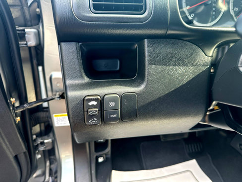 Used 2005 Honda CR-V EX image 11