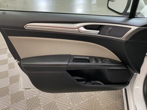 Used 2018 Ford Fusion S image 12