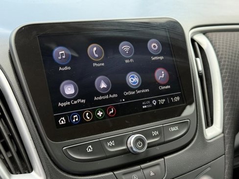 Used 2024 Chevrolet Malibu LT image 25