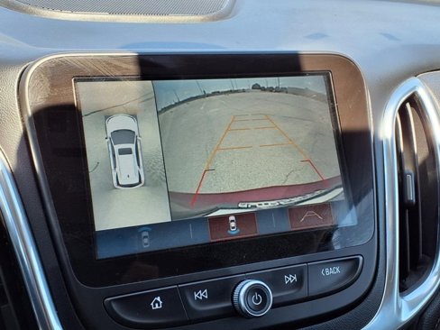 Used 2018 Chevrolet Equinox Premier image 30