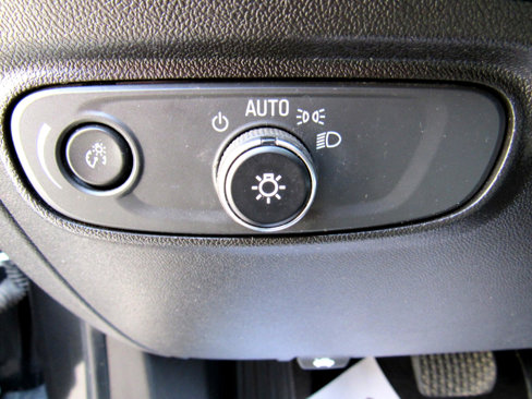 Used 2020 Chevrolet Equinox LT image 11