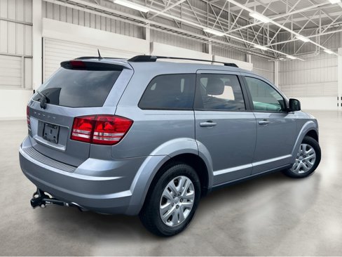 Used 2018 Dodge Journey SE image 5
