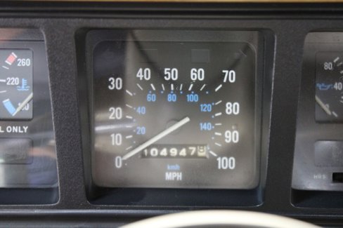 Used 1991 Jeep Grand Wagoneer image 24