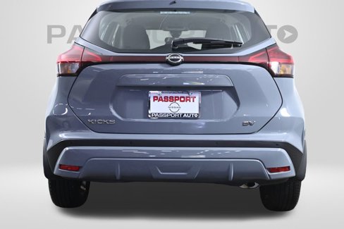 Certified 2024 Nissan Kicks SV image 10