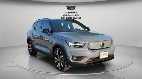 Used 2022 Volvo XC40 P8 Recharge Plus image 1