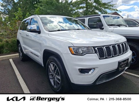 Used 2017 Jeep Grand Cherokee Limited image 3
