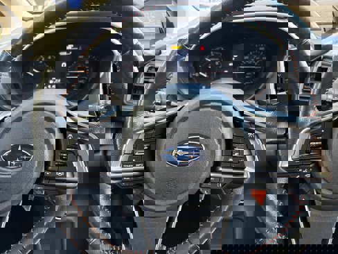 Used 2023 Subaru Crosstrek 2.0i Premium image 17