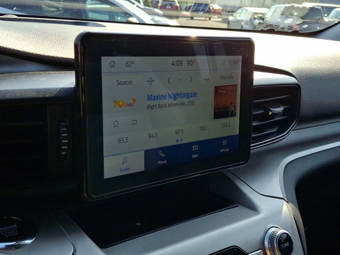 Certified 2022 Ford Explorer XLT image 18