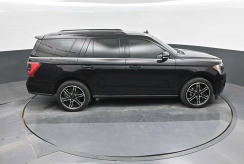 Used 2020 Ford Expedition Limited w/ Equipment Group 303A image 28