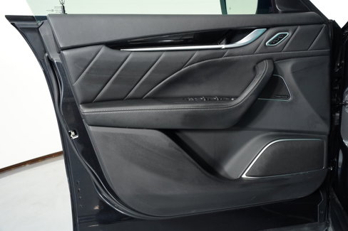Used 2022 Maserati Levante GT image 43