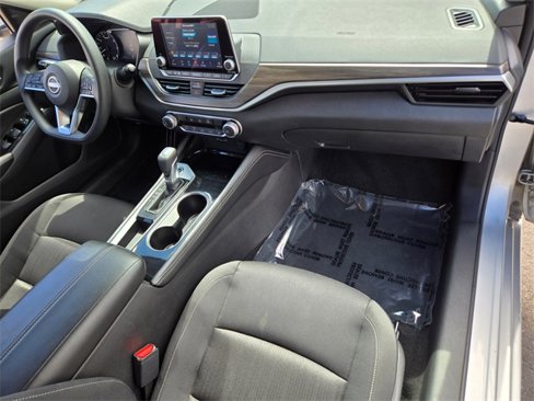 Used 2023 Nissan Altima 2.5 SV image 21