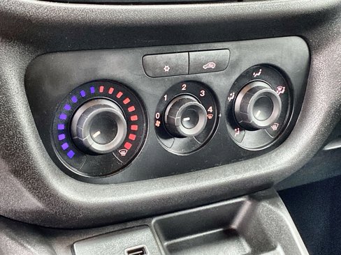 Used 2022 RAM ProMaster City Wagon image 32