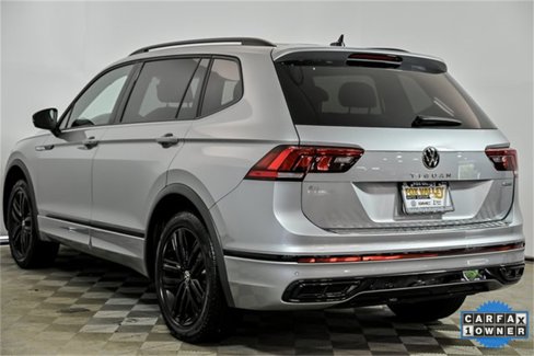 Used 2022 Volkswagen Tiguan SE R-Line image 5
