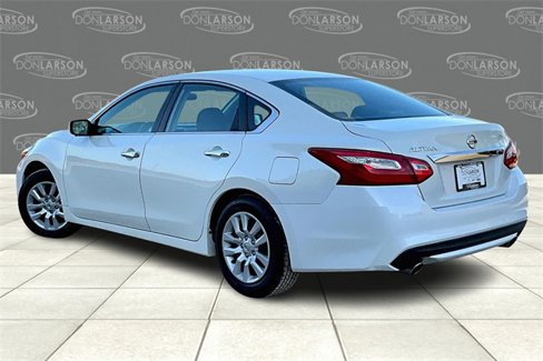 Used 2017 Nissan Altima 2.5 S w/ Power Driver Seat Package image 5