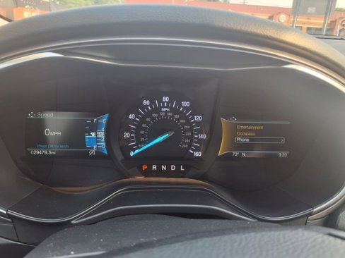Used 2020 Ford Fusion SE image 17