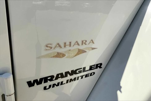 Used 2010 Jeep Wrangler Unlimited Sahara w/ Dual Top Group image 29
