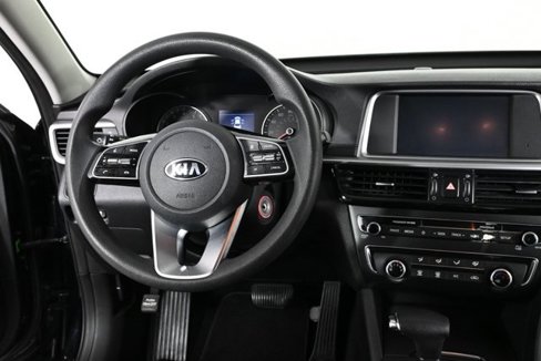 Used 2020 Kia Optima LX image 3