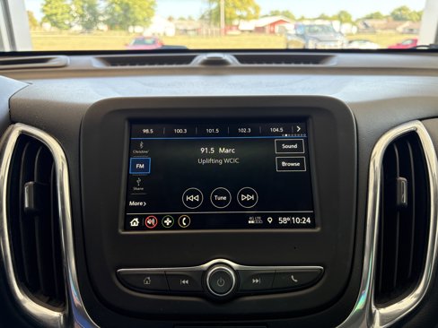 Used 2019 Chevrolet Equinox LT w/ Driver Convenience Package image 16