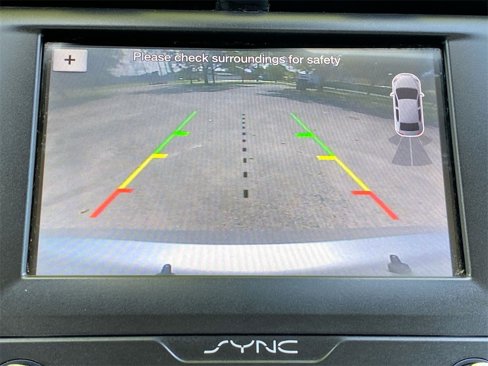 Used 2019 Ford Fusion SE image 24