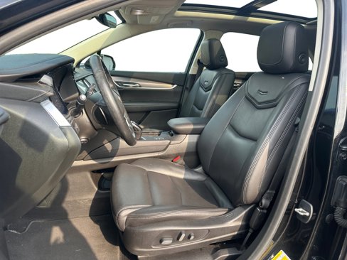 Used 2019 Cadillac XT5 Premium Luxury image 8