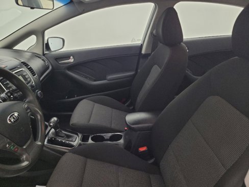 Used 2017 Kia Forte LX image 17
