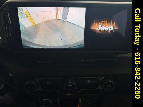 Used 2024 Jeep Wrangler Sport image 14